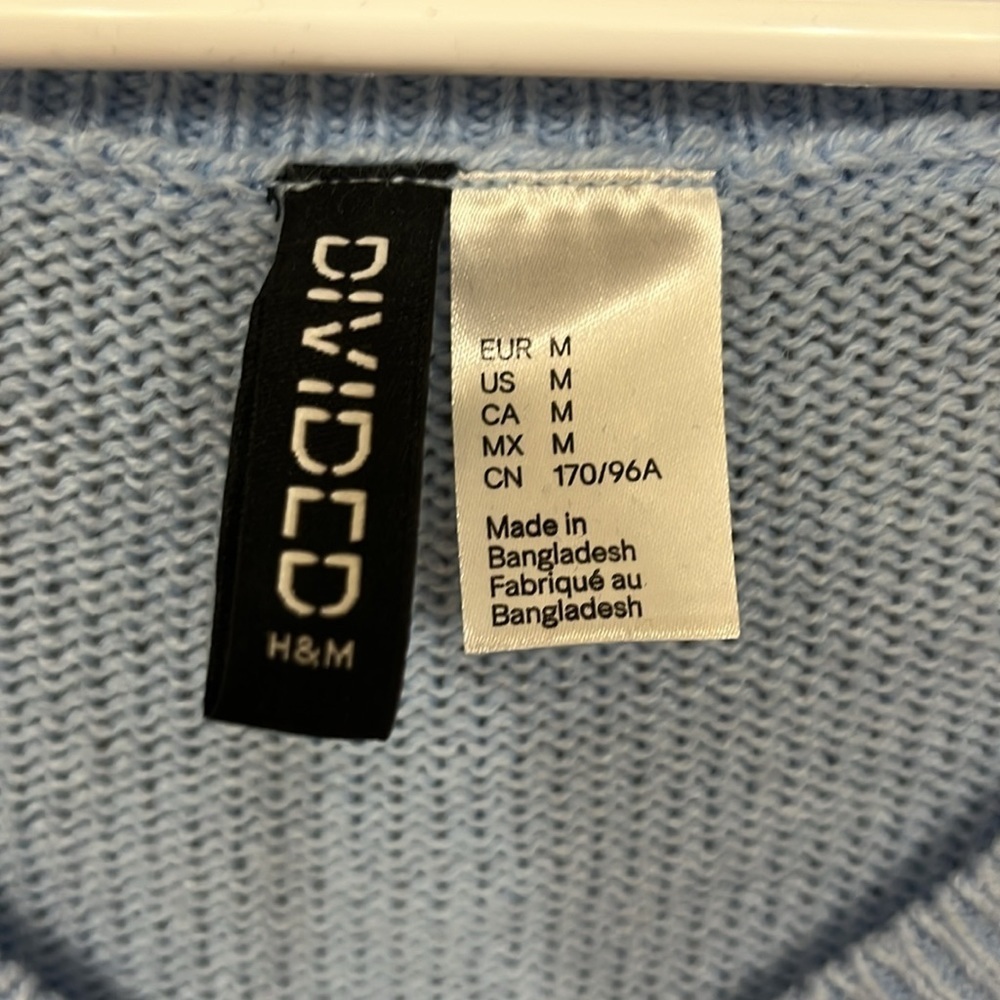 Periwinkle Sweater H&M - Picture 2 of 4